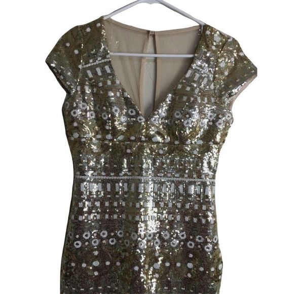 Women's Sequin Hearts Illusion mesh Back Body Con Dress Size 5 Jr Metallic 0059 - Picture 3 of 6
